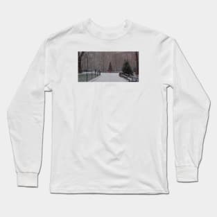 A Christmas Tree In the Snow, Madison Square Park, NYC Long Sleeve T-Shirt